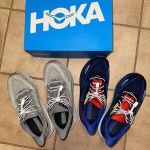 Hokas Clifton 9 Men’s Size 9 Wide running shoes